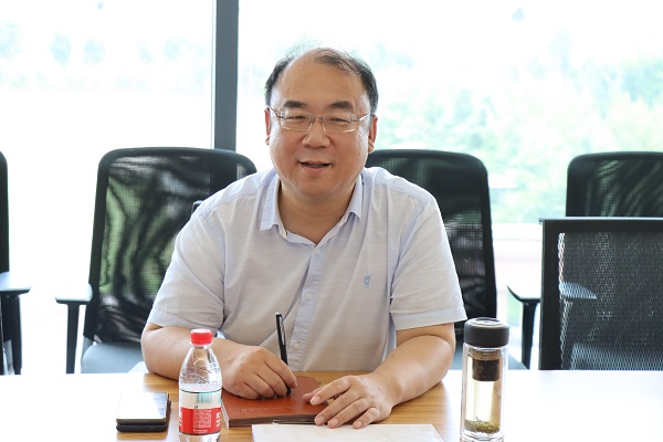 3、延津縣縣委書記李澤宙講話.jpg